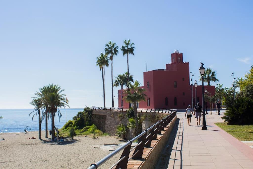 Beautiful With Sea Views Lejlighed Benalmádena